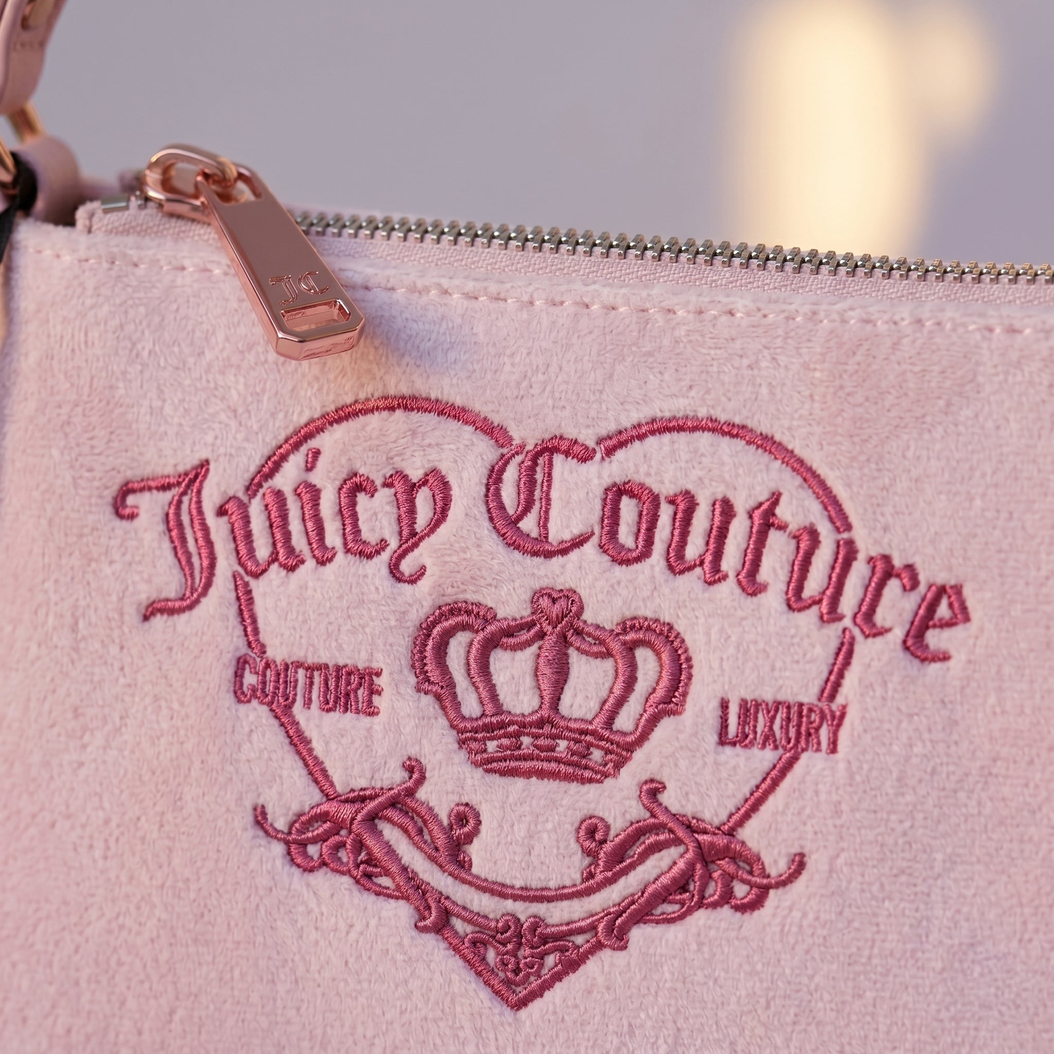 Juicy Couture Royal Classic Velour mini Kabelka